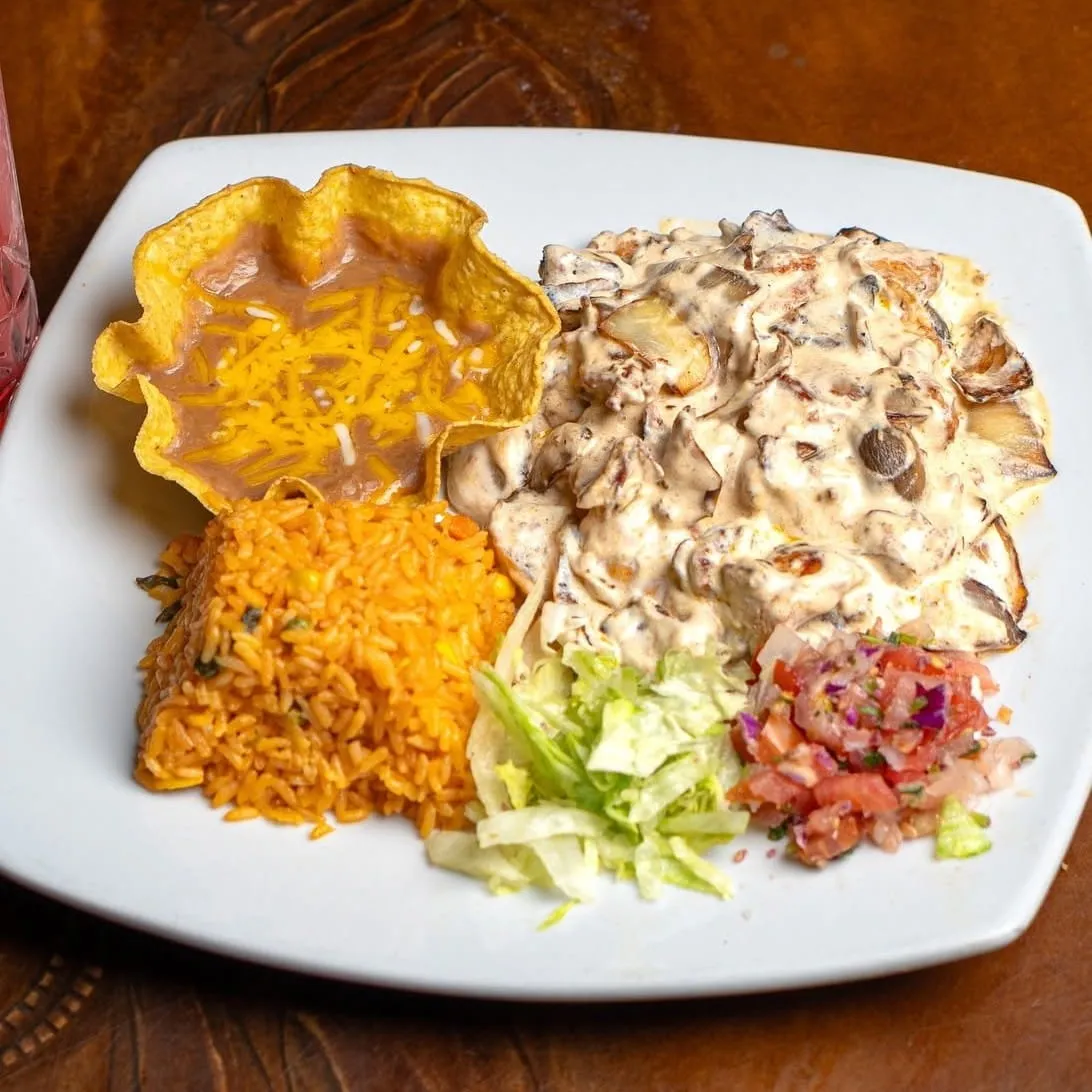 Pollo a la Crema at Azul Tequila Arcadia FL.